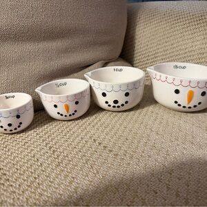 Snowman Face Measuring Cups Set of 4- 1/4C * 1/2 C *1C *  1  1/2C